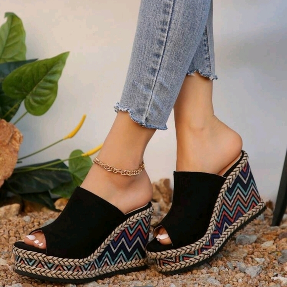 COPY - Bohemian Mules Women Fashionable Colorful High-Heeled Slippers With Plat… - Picture 3 of 5